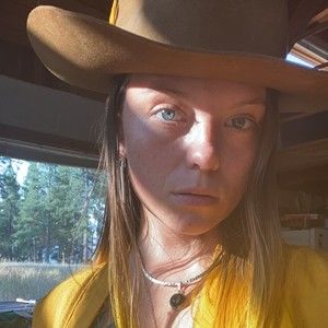 Meet your Posher, Kenna